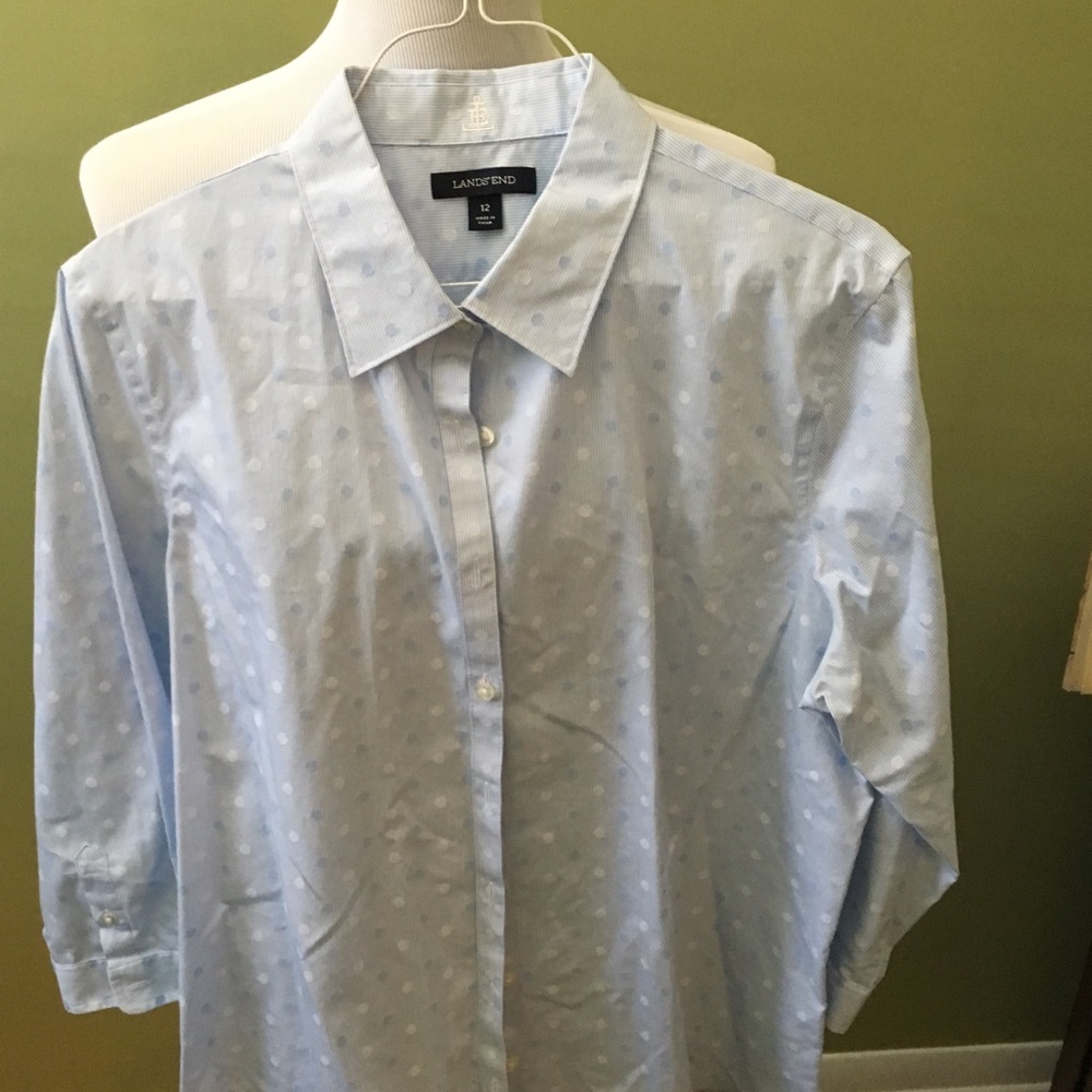 Lands End 3/4 sleeve blue and white button down.